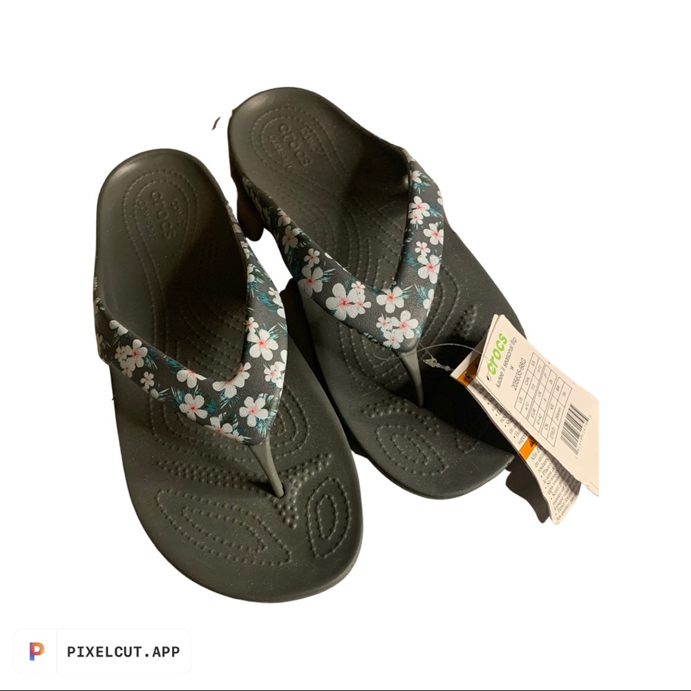 Women’s Croc sandals